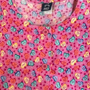 Barco Valentine 💝 Scrub Top with conversation 💕 hearts